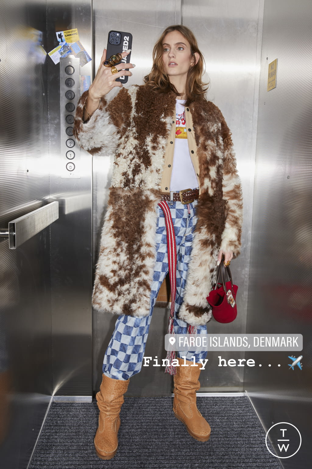 Fashion Week Milan Pre-Fall 2022 look 10 from the Dsquared2 collection womenswear