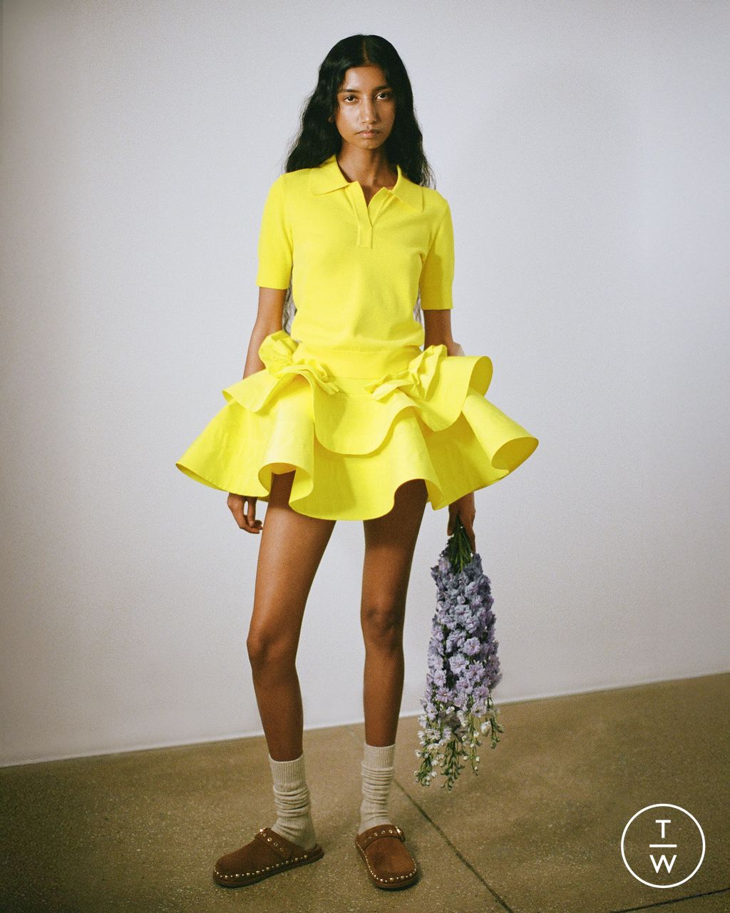 Fashion Week New York Pre-Fall 2026 look 10 from the AKNVAS collection 女装