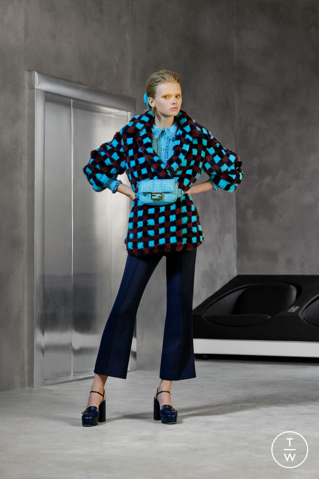 Fashion Week Milan Pre-Fall 2020 look 10 de la collection Fendi womenswear