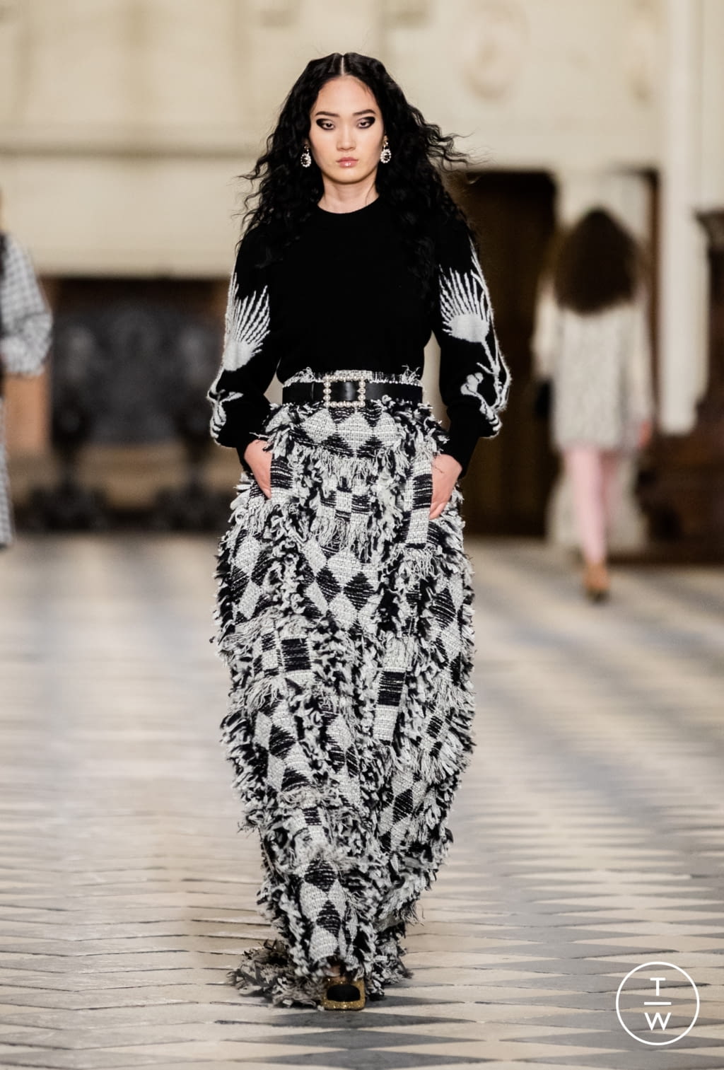 Fashion Week Paris Pre-Fall 2021 look 10 from the Chanel collection 女装