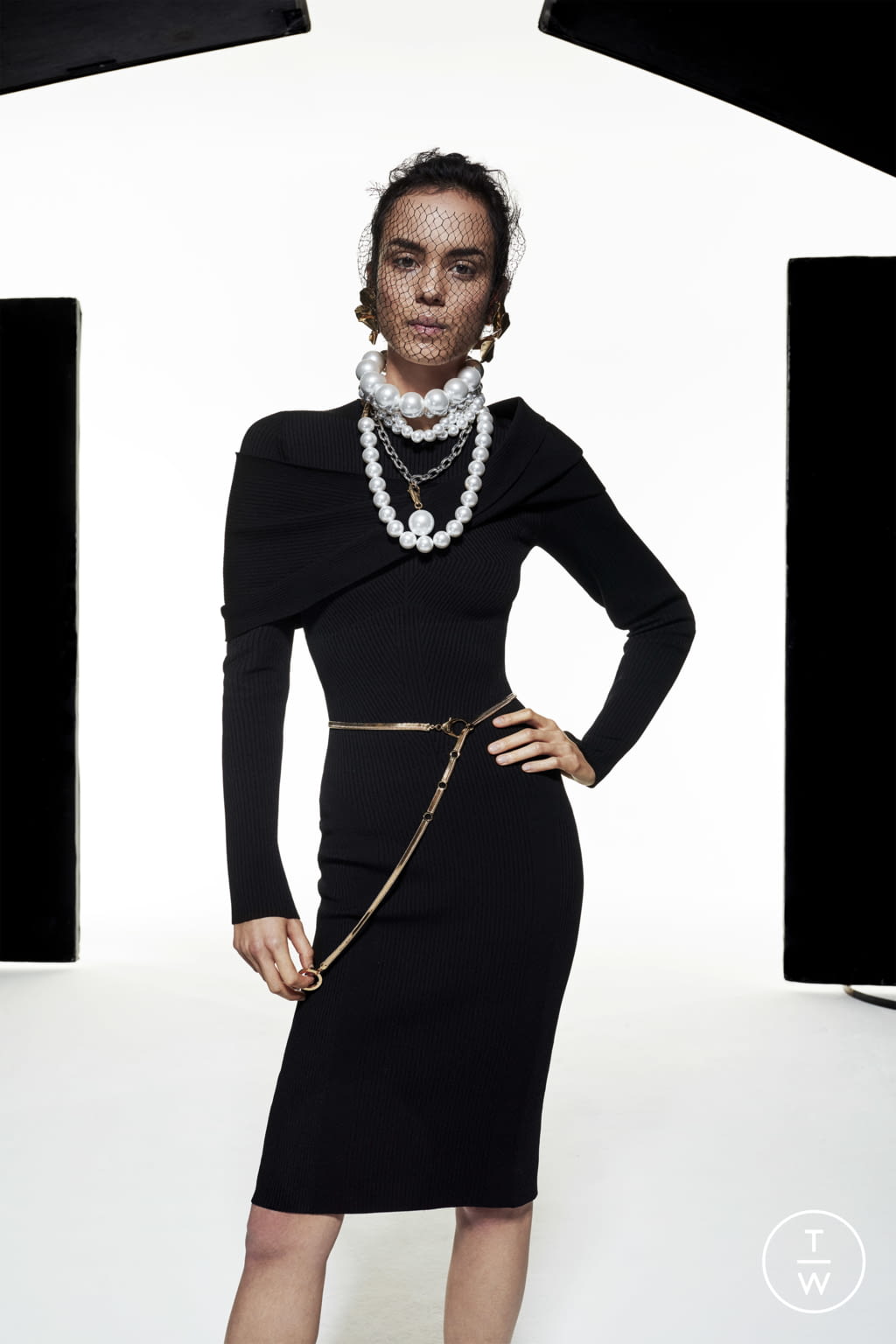 Fashion Week Paris Spring/Summer 2021 look 10 from the AZ Factory collection 高级定制