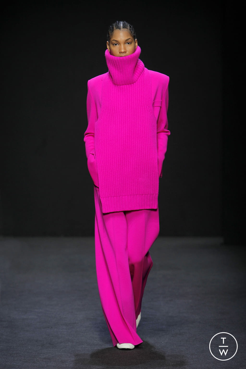 Fashion Week Milan Fall/Winter 2020 look 10 de la collection MRZ womenswear