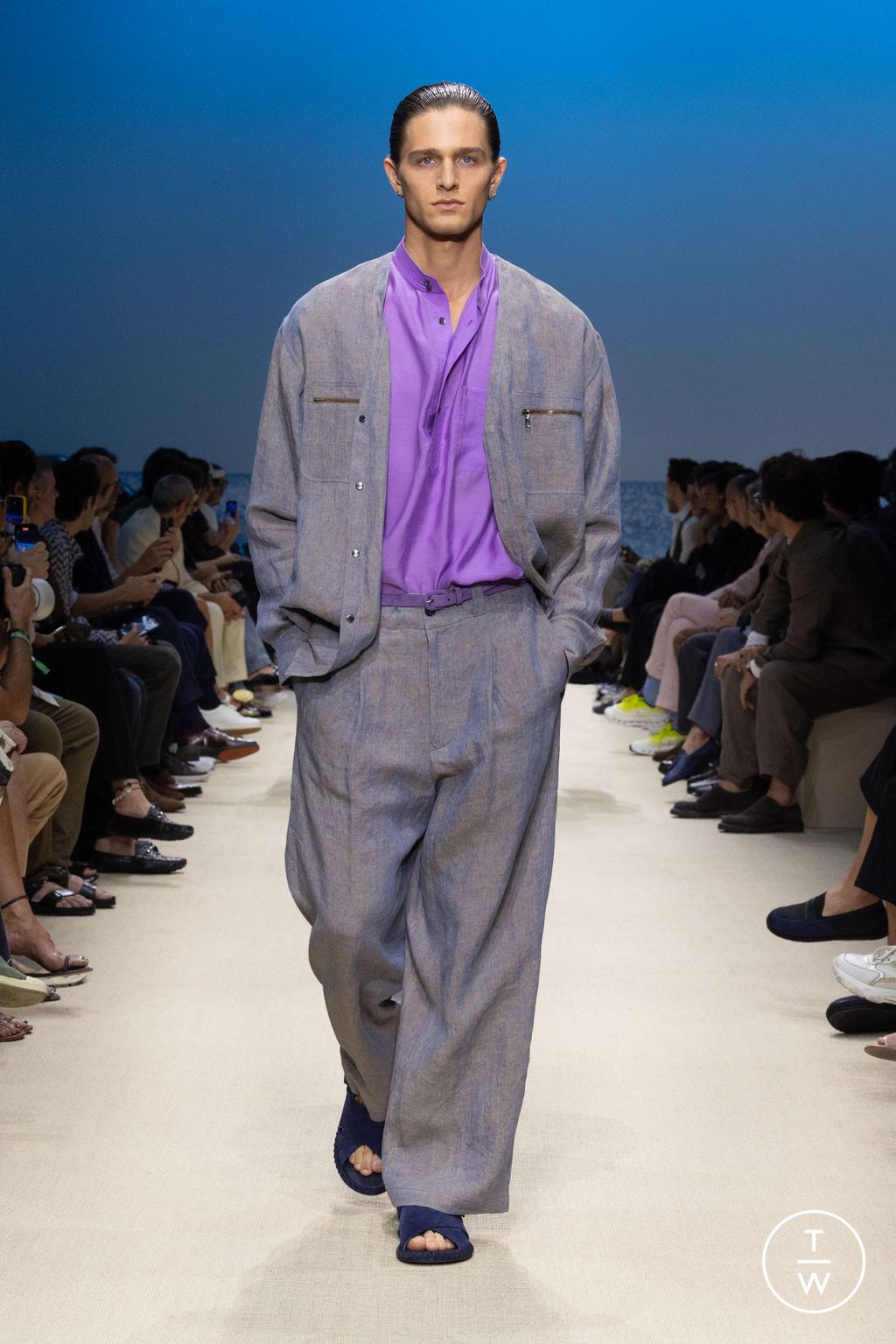 Fashion Week Milan Spring/Summer 2026 look 101 de la collection Giorgio Armani menswear