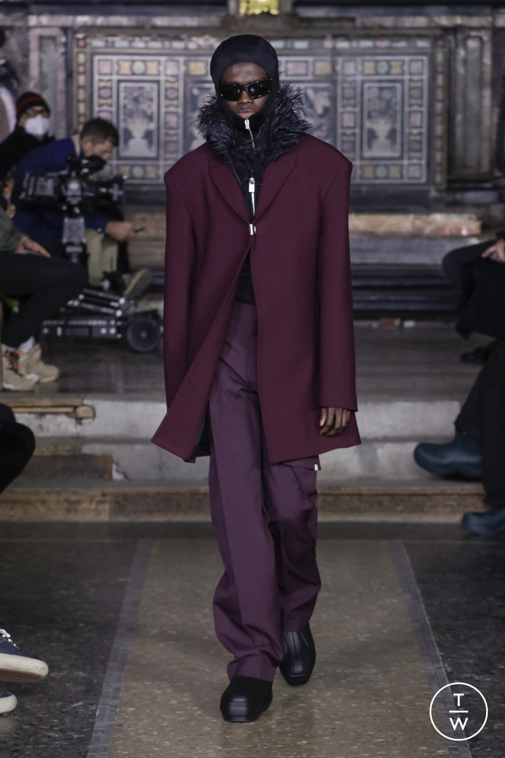 Fashion Week Milan Fall/Winter 2022 look 1 from the Alyx collection 男装