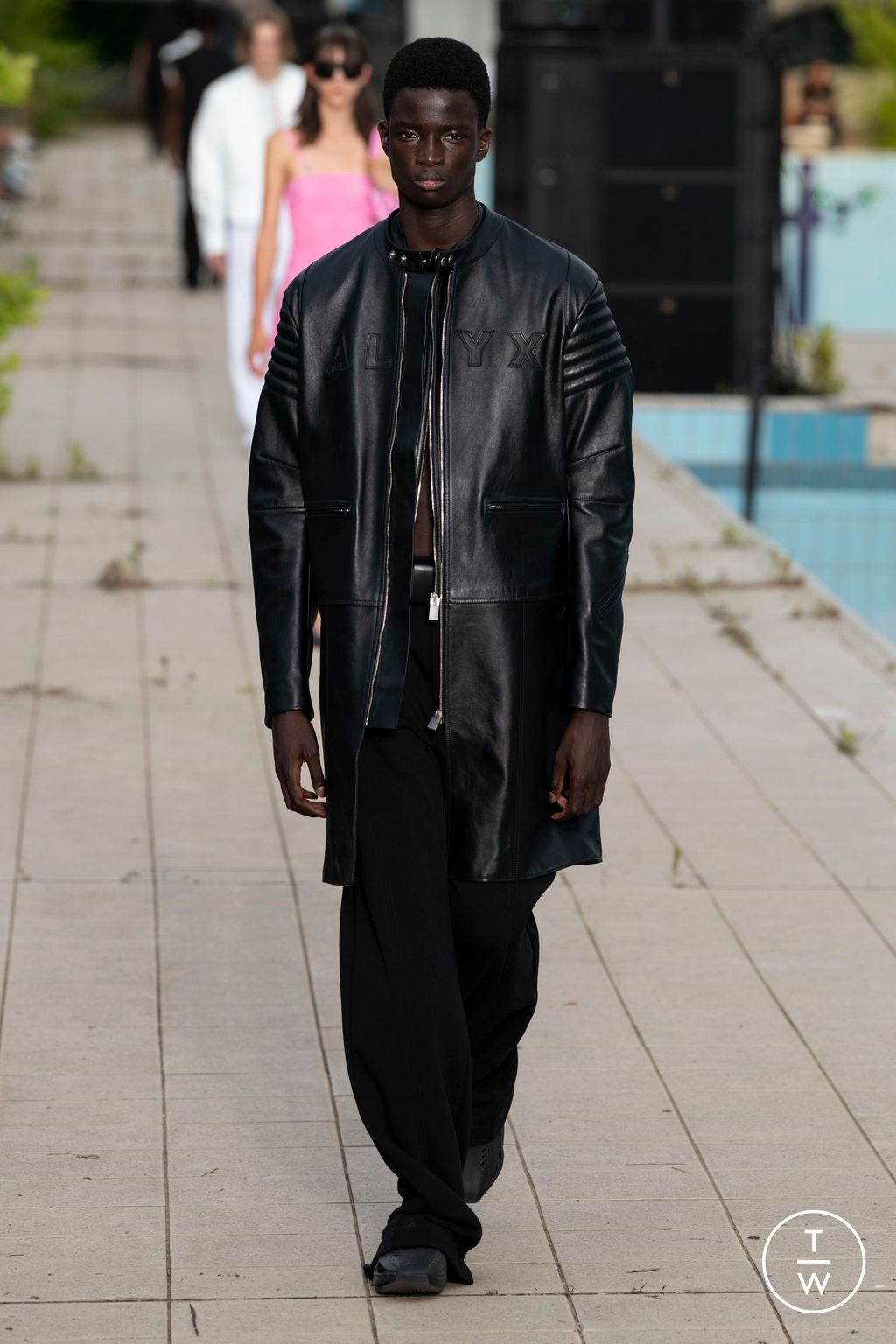 Fashion Week Milan Spring/Summer 2023 look 11 from the Alyx collection menswear