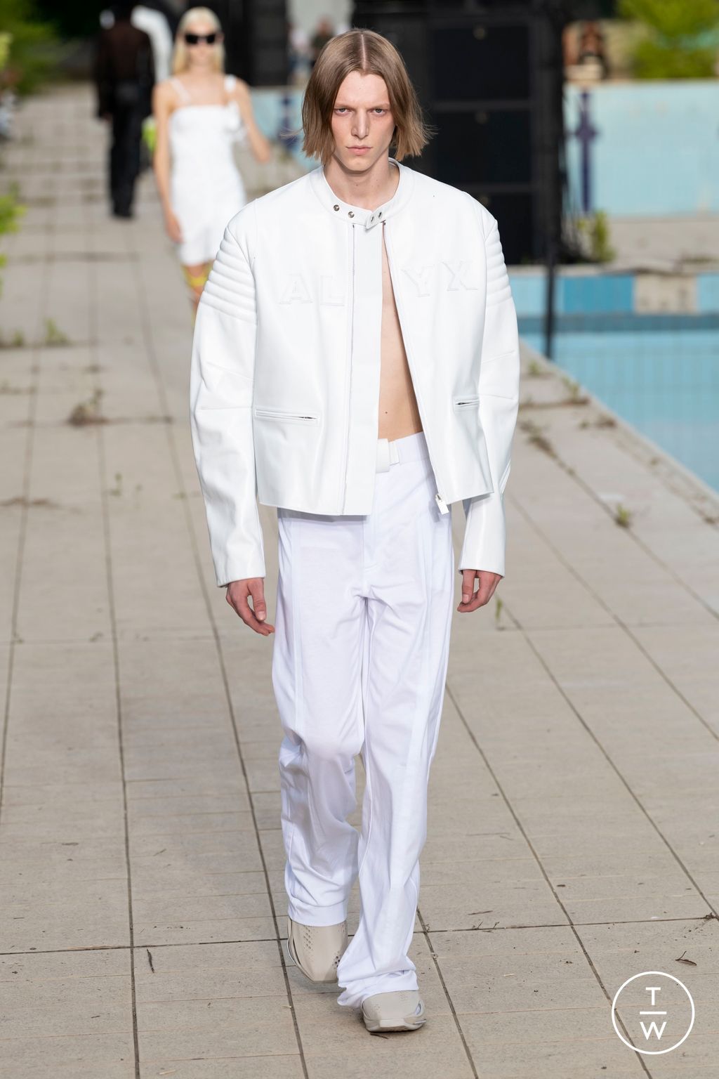 Fashion Week Milan Spring/Summer 2023 look 13 from the Alyx collection 男装