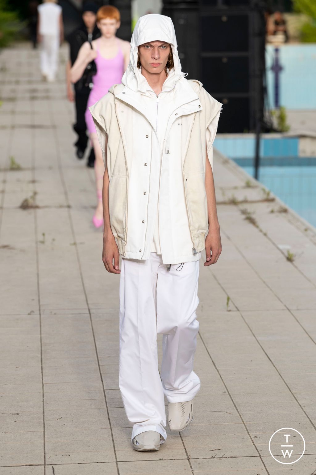 Fashion Week Milan Spring/Summer 2023 look 16 de la collection Alyx menswear