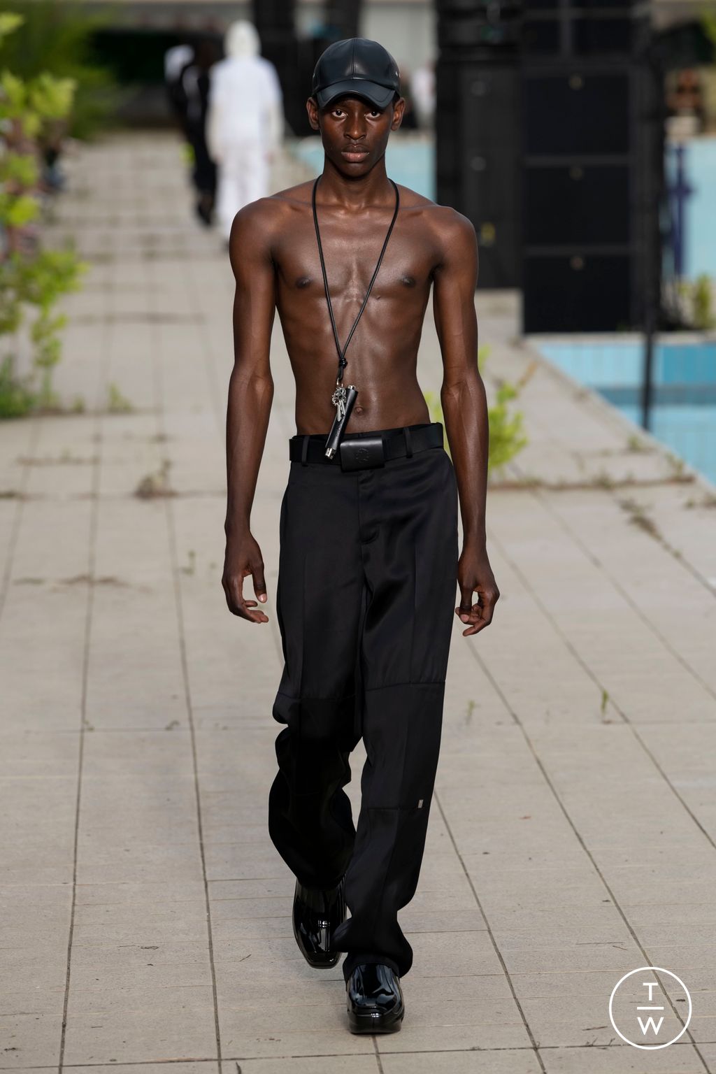 Fashion Week Milan Spring/Summer 2023 look 40 from the Alyx collection menswear