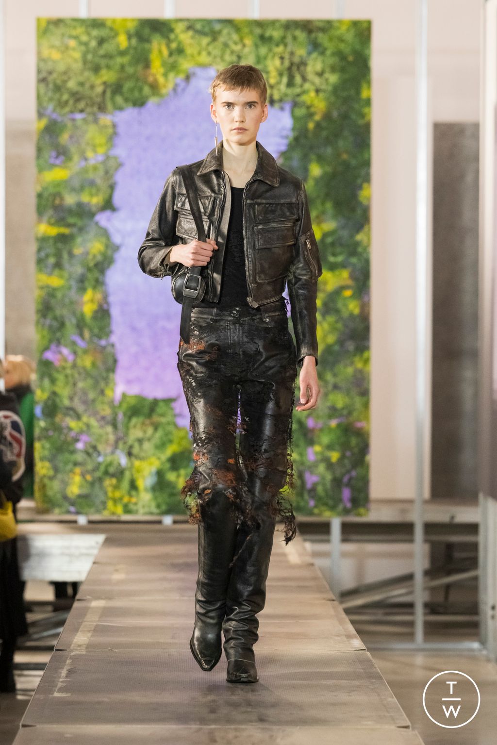 Fashion Week Milan Fall/Winter 2023 look 24 from the Alyx collection 男装