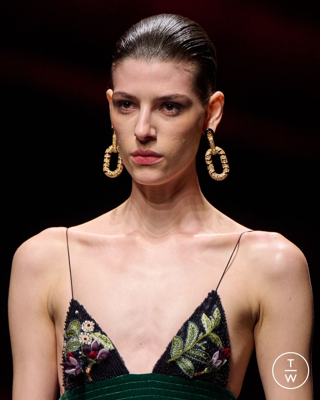 Fashion Week Milan Fall/Winter 2025 look 50 from the Roberto Cavalli collection womenswear accessories