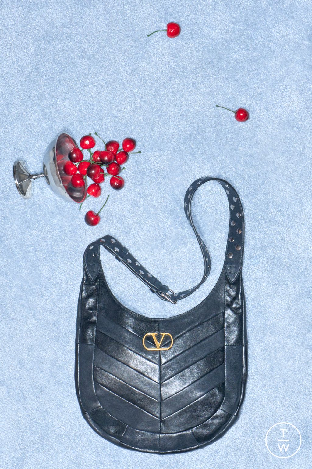 Fashion Week Paris Resort 2026 look 68 from the Valentino collection womenswear accessories