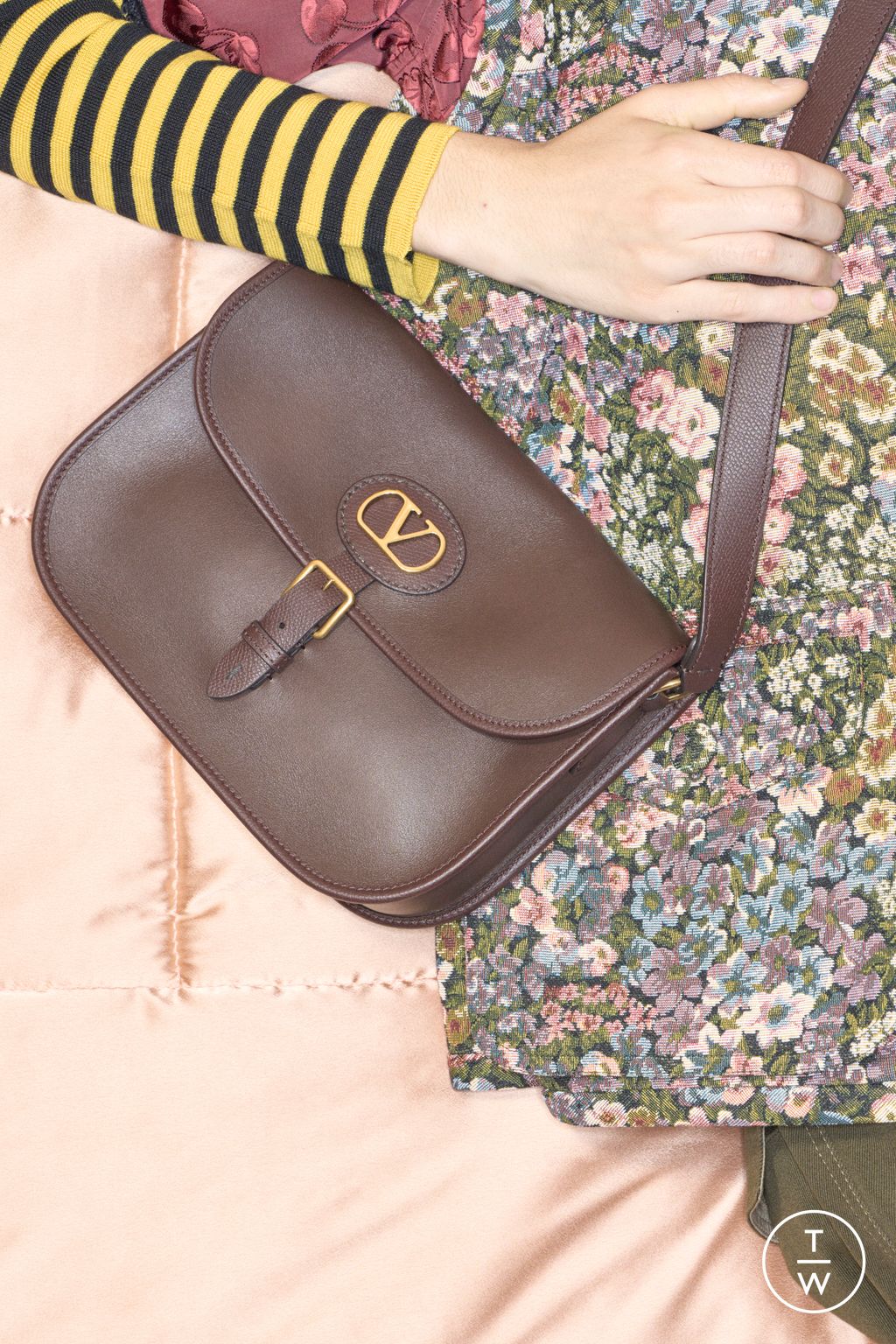 Fashion Week Paris Resort 2026 look 69 from the Valentino collection womenswear accessories