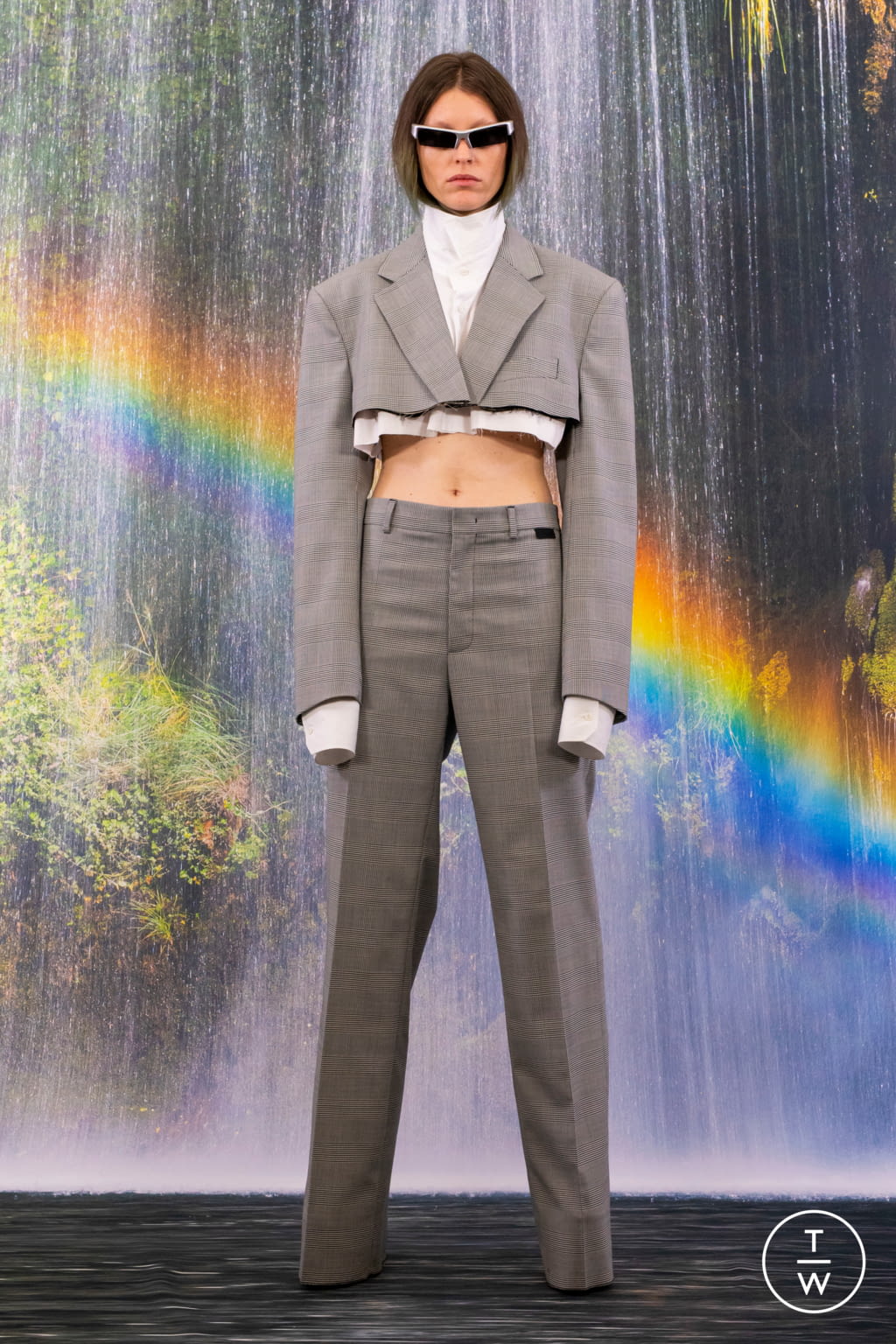 Fashion Week Paris Fall/Winter 2021 look 106 from the VETEMENTS collection menswear