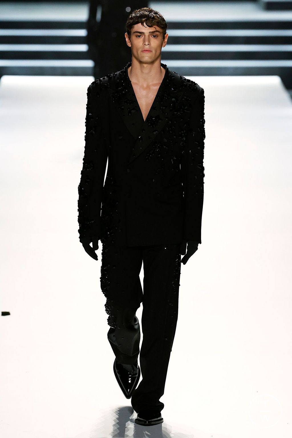 Fashion Week Milan Fall/Winter 2023 look 75 from the Dolce & Gabbana collection 男装
