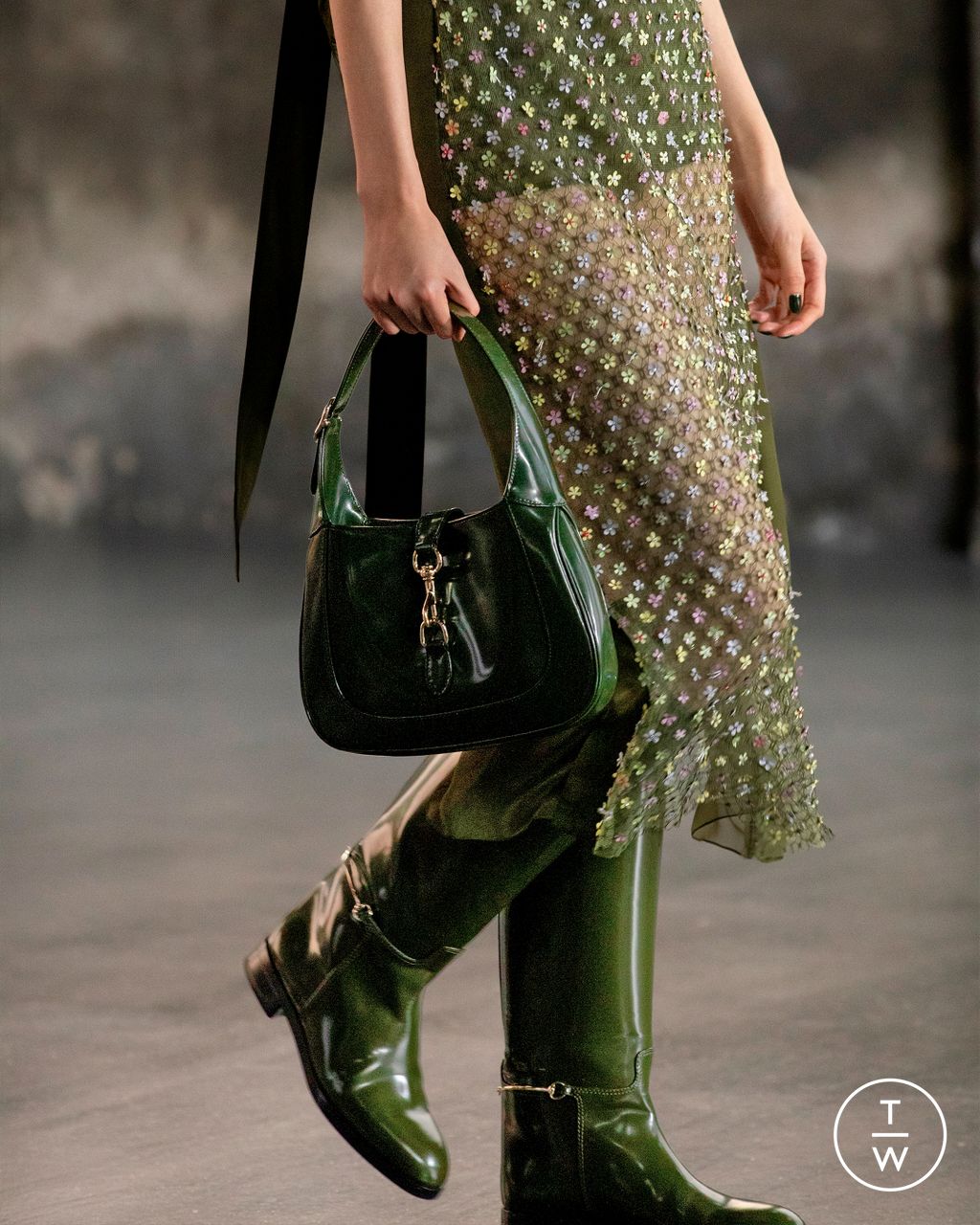 Fashion Week Milan Fall/Winter 2024 look 6 from the Gucci collection womenswear accessories