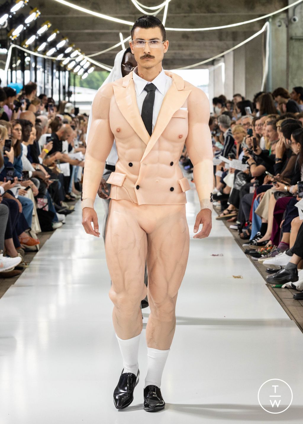 Fashion Week Paris Spring/Summer 2024 look 107 from the IFM PARIS collection menswear