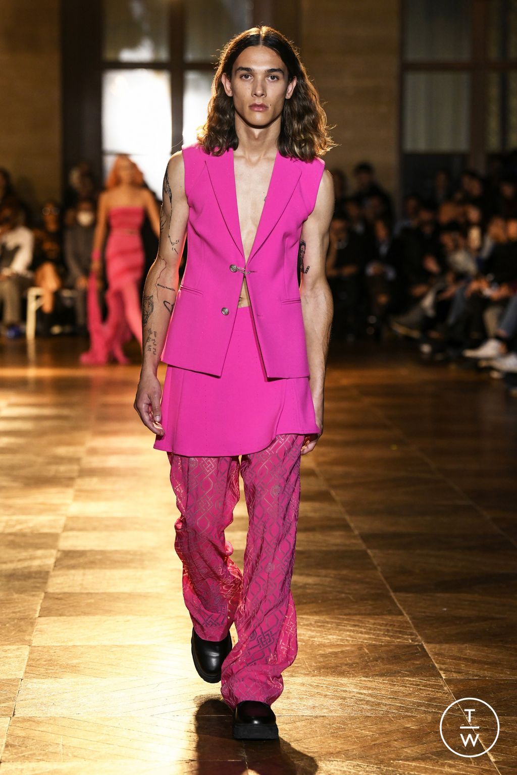 Fashion Week Paris Spring/Summer 2023 look 42 from the Koché collection 女装