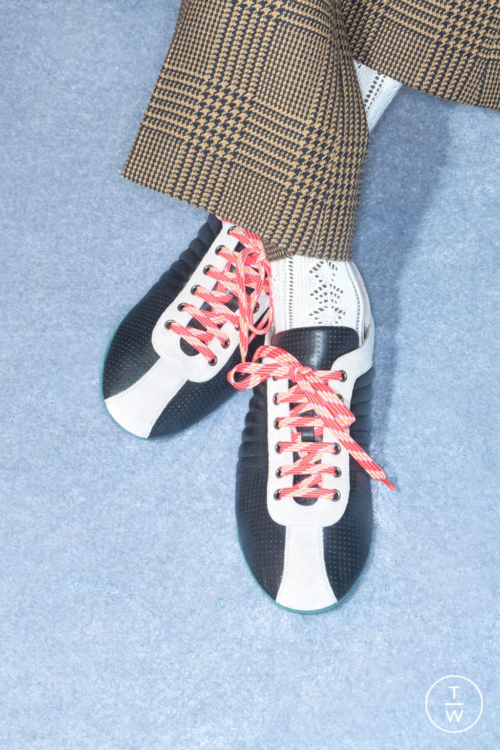 Fashion Week Paris Resort 2026 look 76 from the Valentino collection womenswear accessories