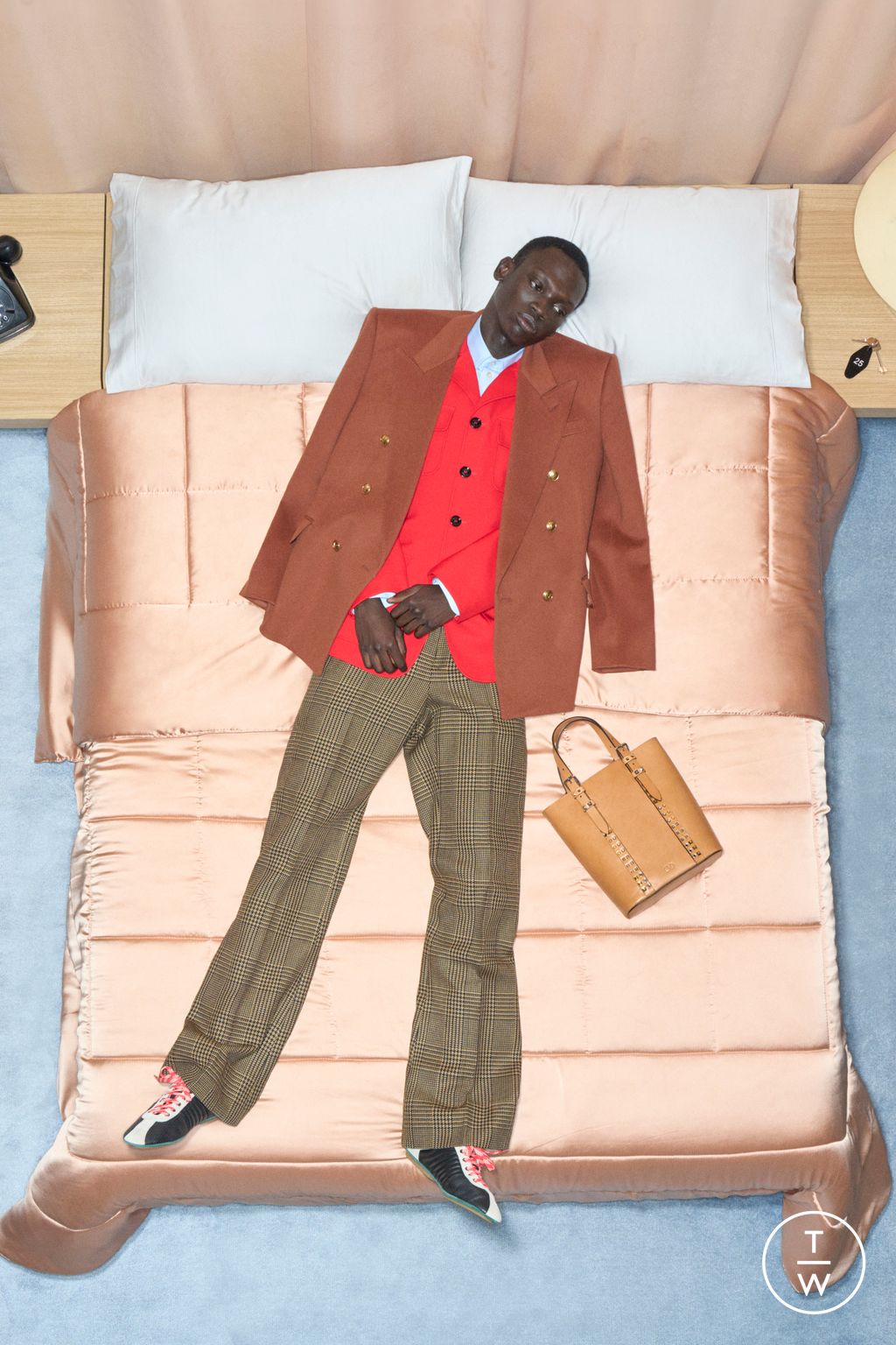 Fashion Week Paris Resort 2026 look 34 from the Valentino collection menswear