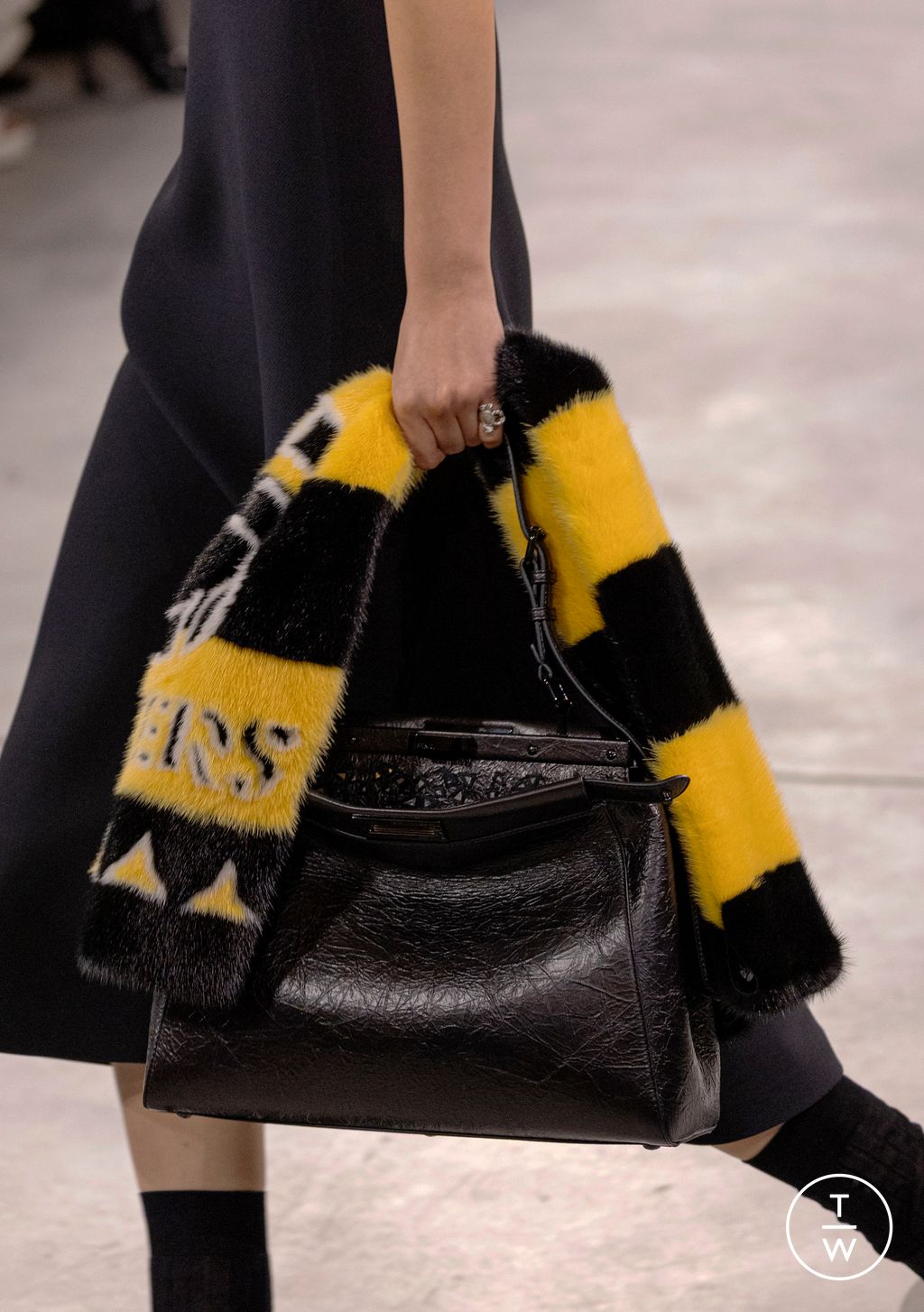 Fashion Week Milan Fall/Winter 2026 look 13 from the Fendi collection 女装配饰