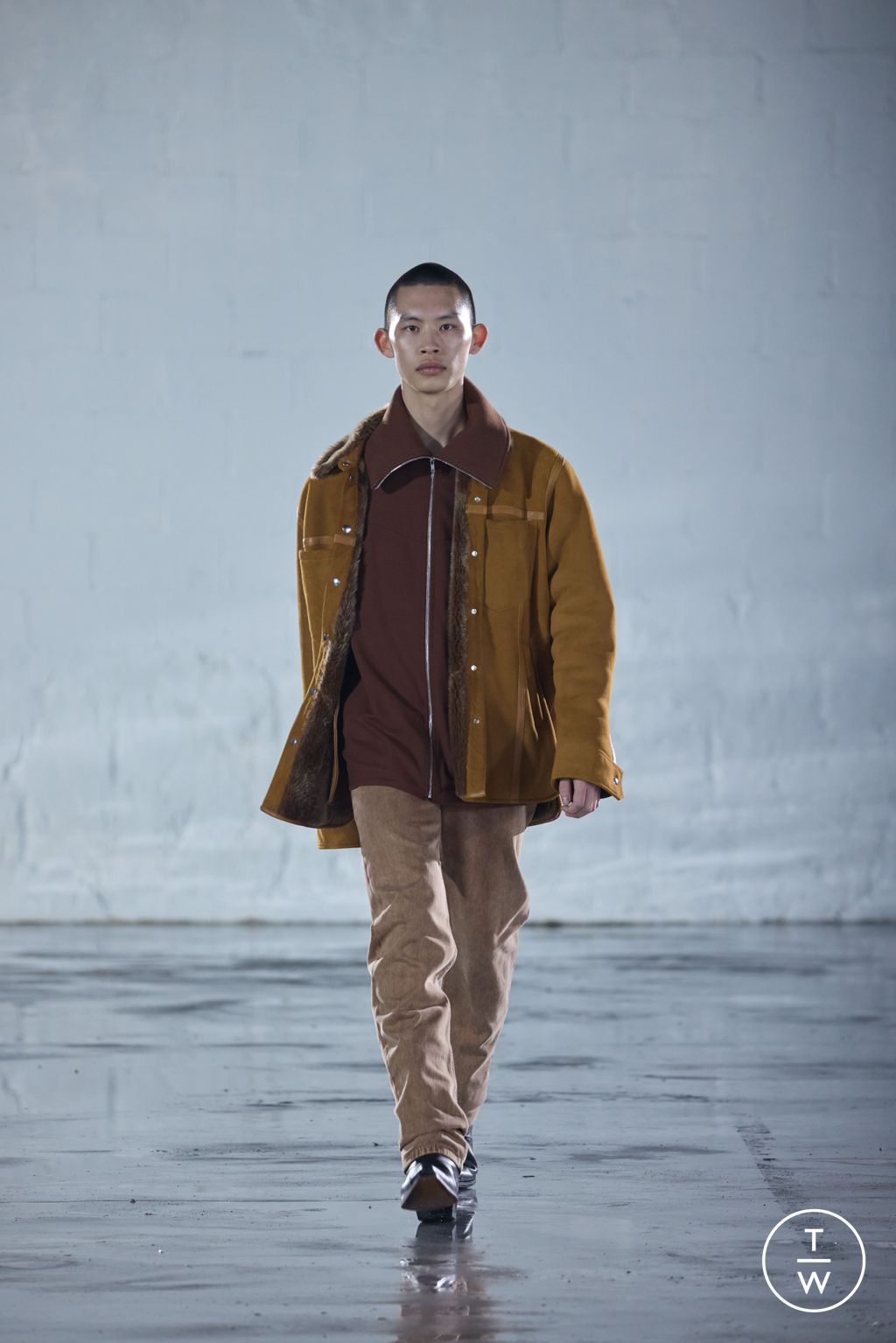 Fashion Week New York Fall/Winter 2023 look 10 from the Helmut Lang collection womenswear