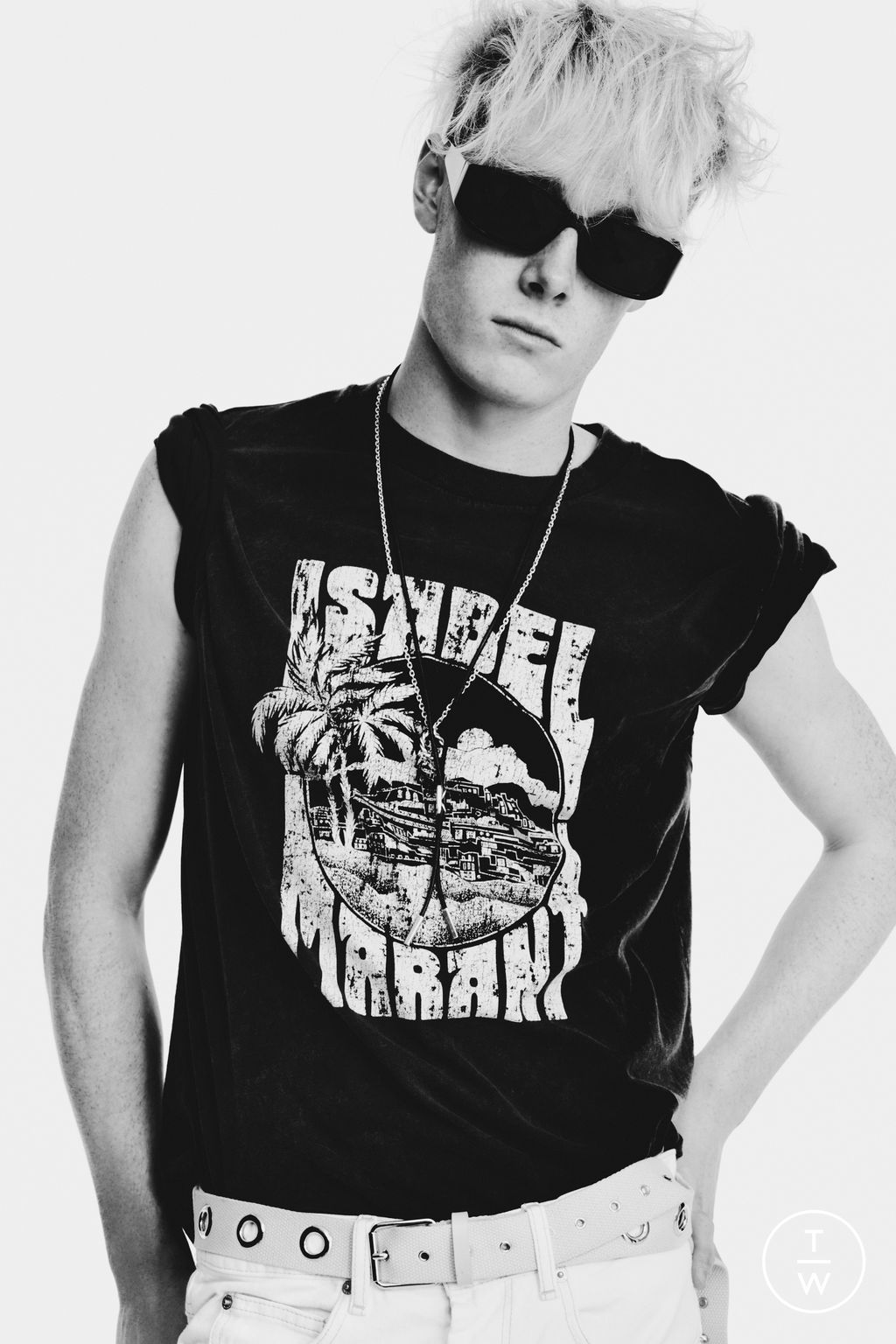 Fashion Week Paris Fall/Winter 2025 look 10 from the Isabel Marant collection menswear