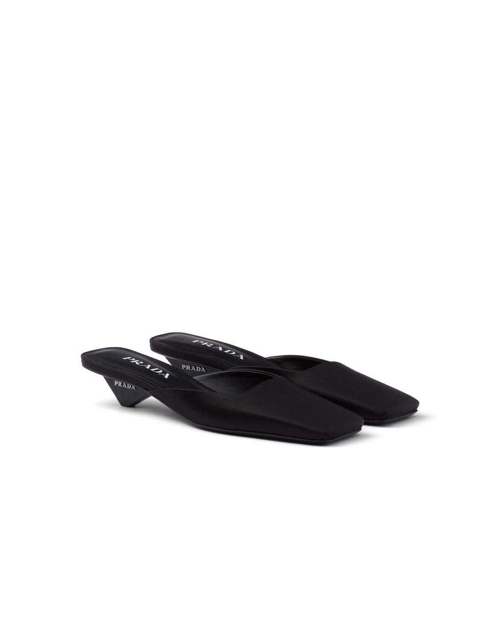 Fashion Week Milan Spring/Summer 2024 look 10 from the Prada collection womenswear accessories