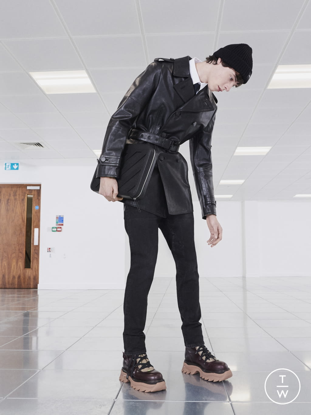 Fashion Week Paris Pre-Fall 2020 look 10 from the Off-White collection menswear
