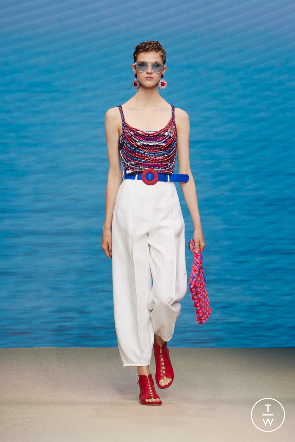 Fashion Week Milan Spring/Summer 2022 look 11 from the Giorgio Armani collection womenswear