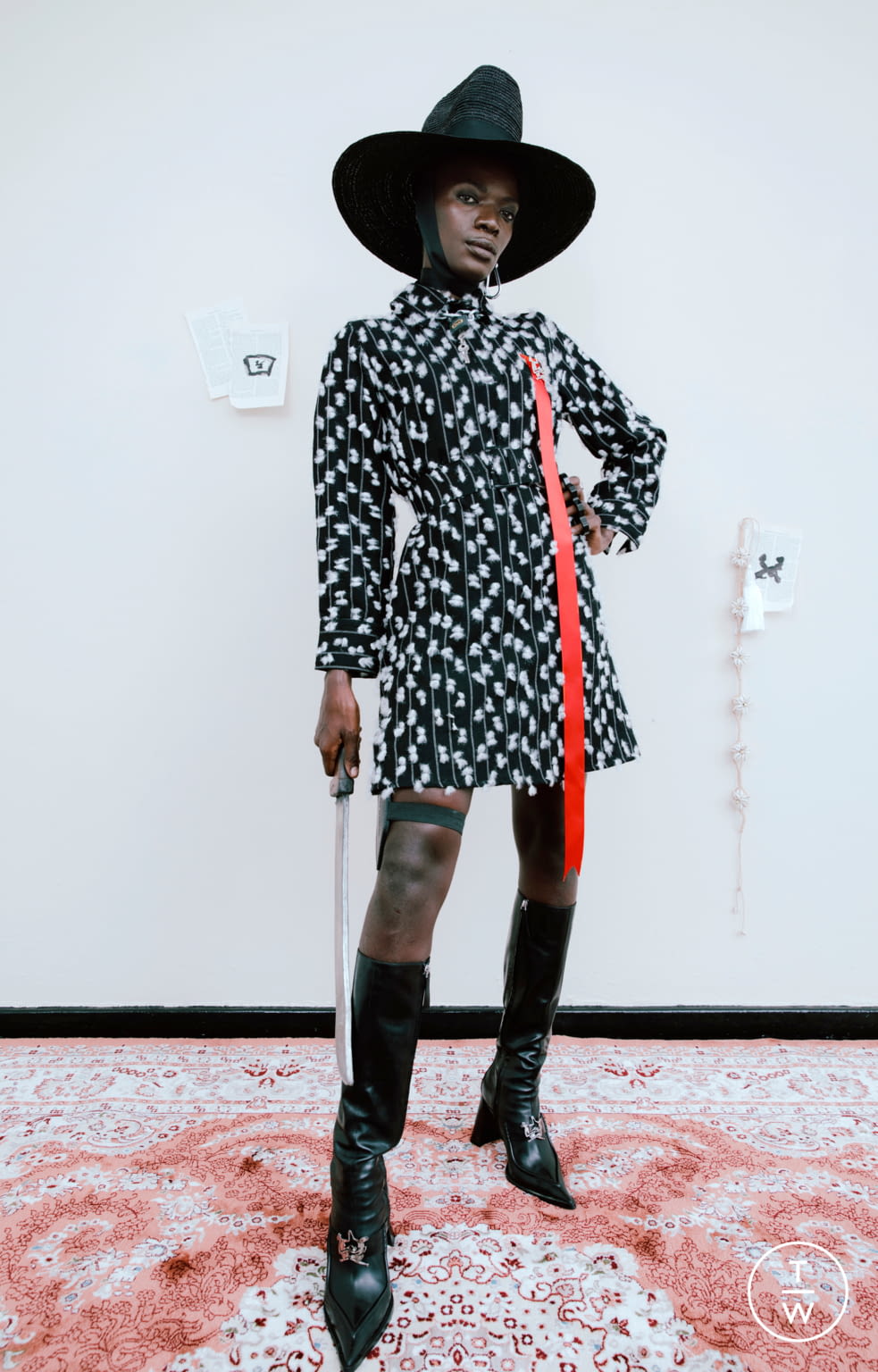 Fashion Week Paris Fall/Winter 2021 look 11 from the Thebe Magugu collection womenswear
