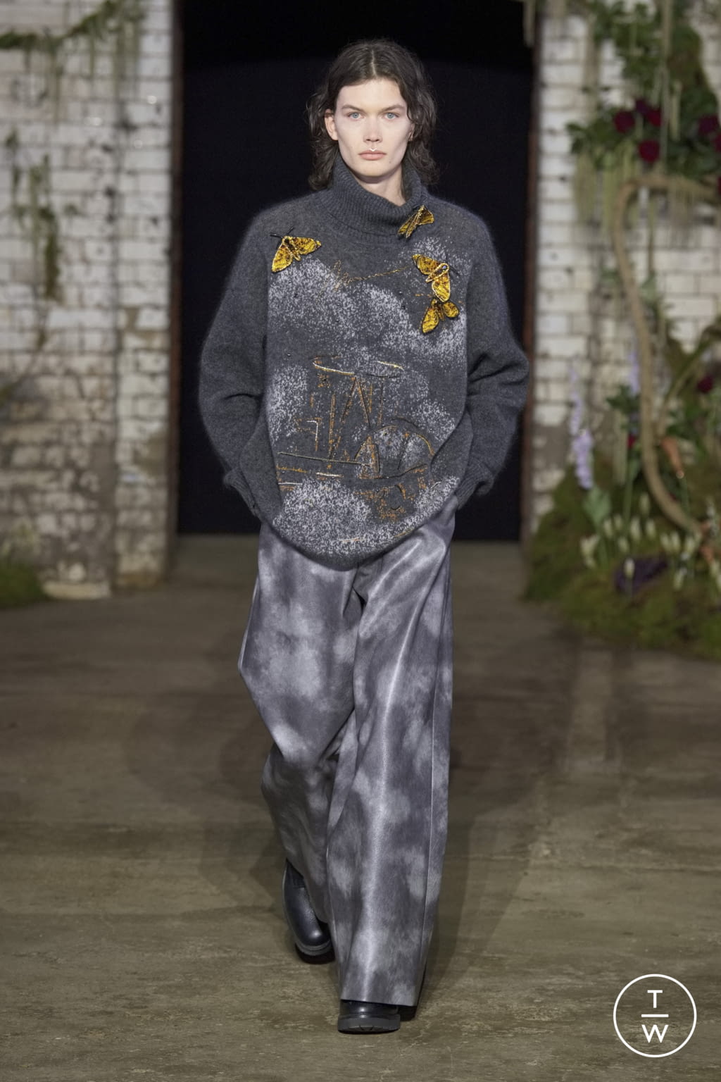 Fashion Week London Fall/Winter 2022 look 11 from the MITHRIDATE collection womenswear