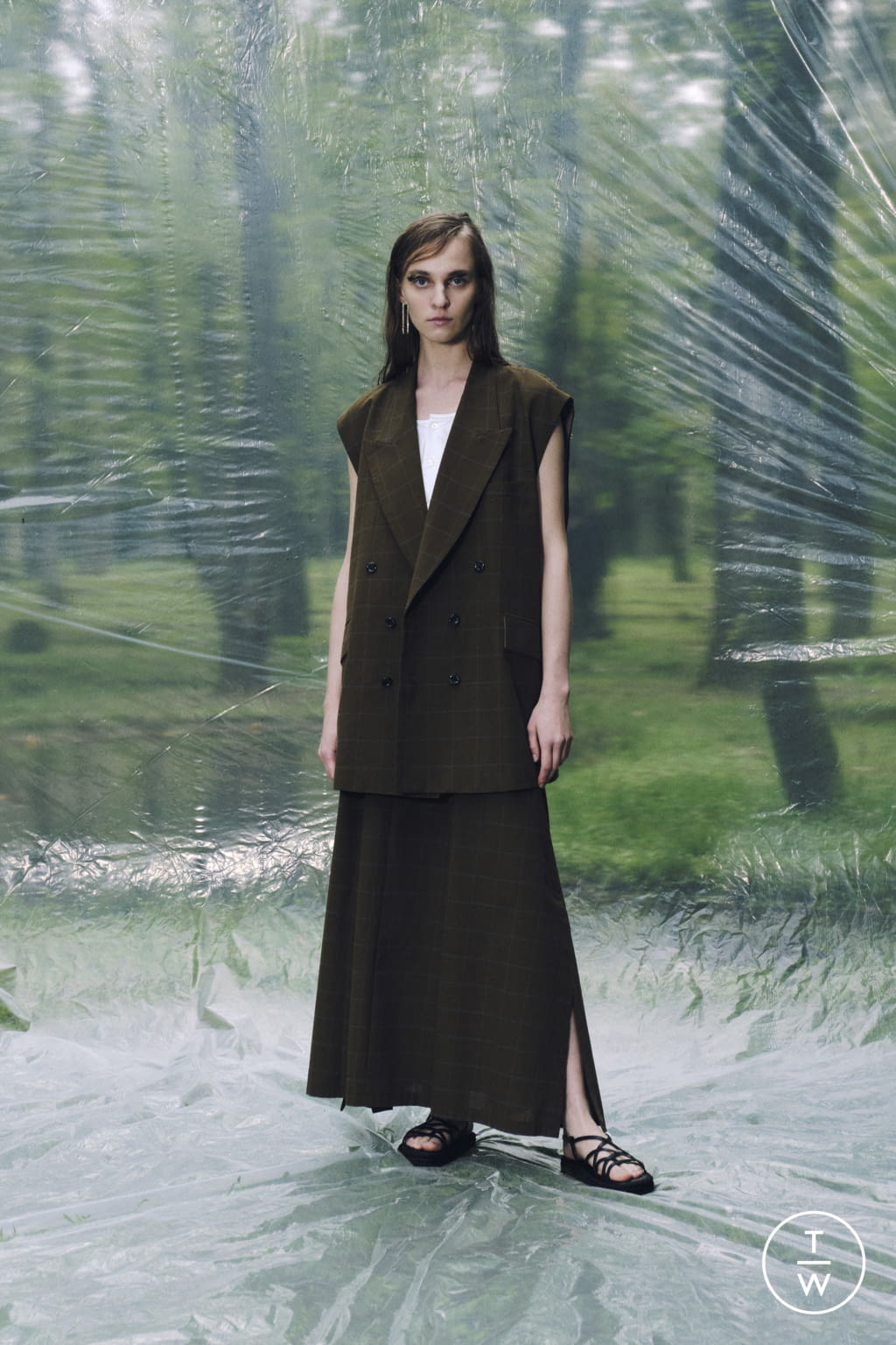 Fashion Week Paris Spring/Summer 2022 look 11 from the Ujoh collection 女装