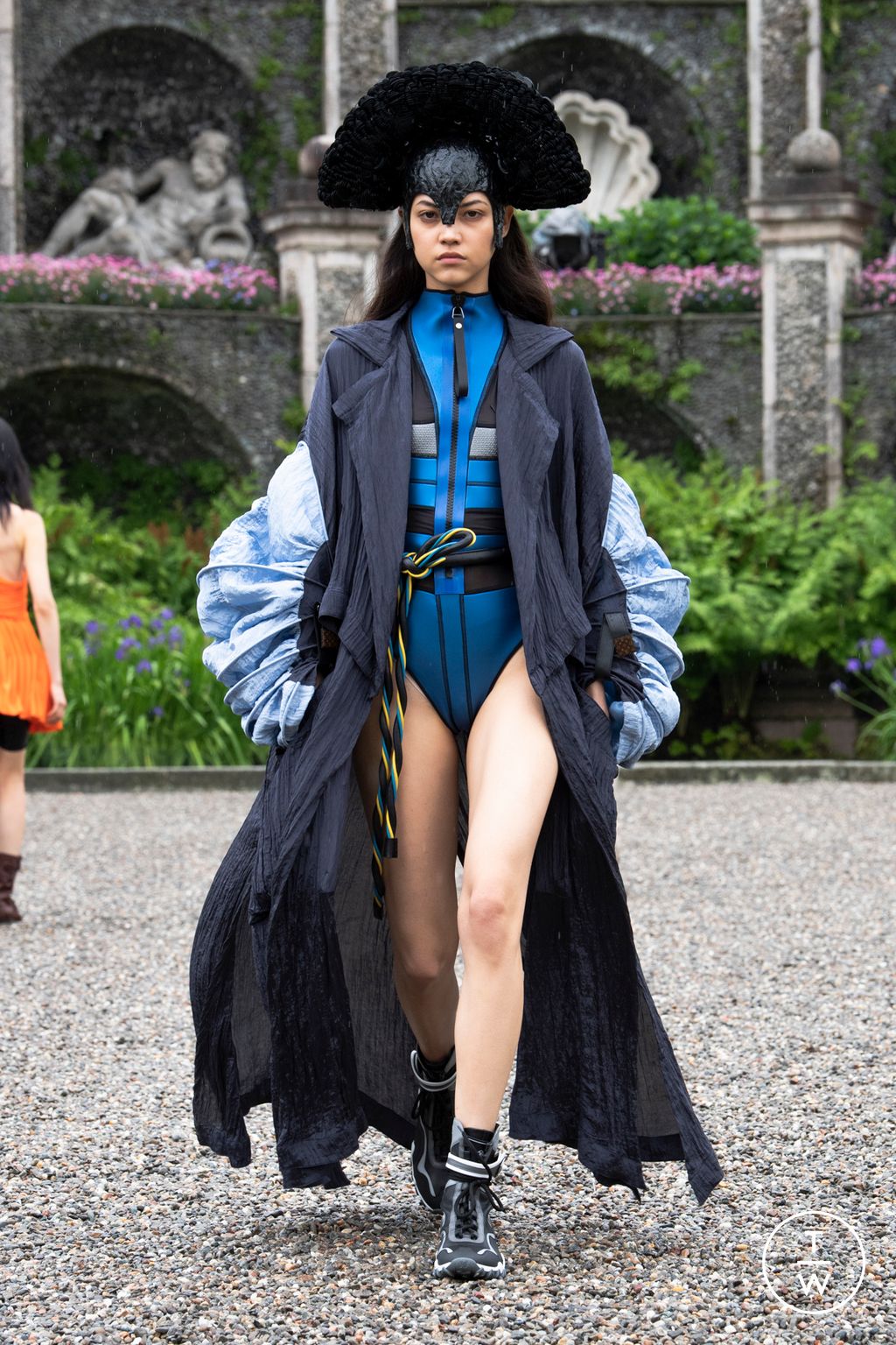 Fashion Week Paris Resort 2024 look 11 de la collection Louis Vuitton womenswear