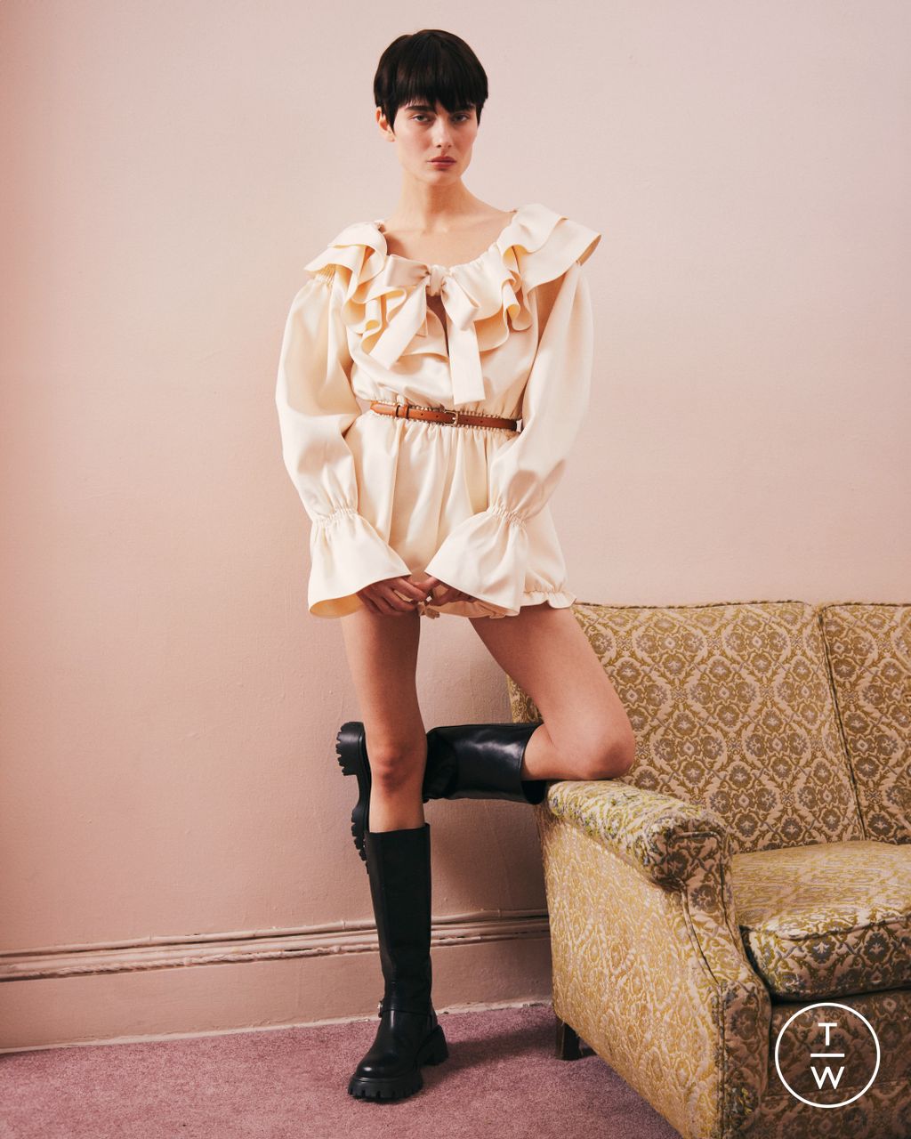 Fashion Week New York Pre-Fall 2025 look 11 from the AKNVAS collection womenswear