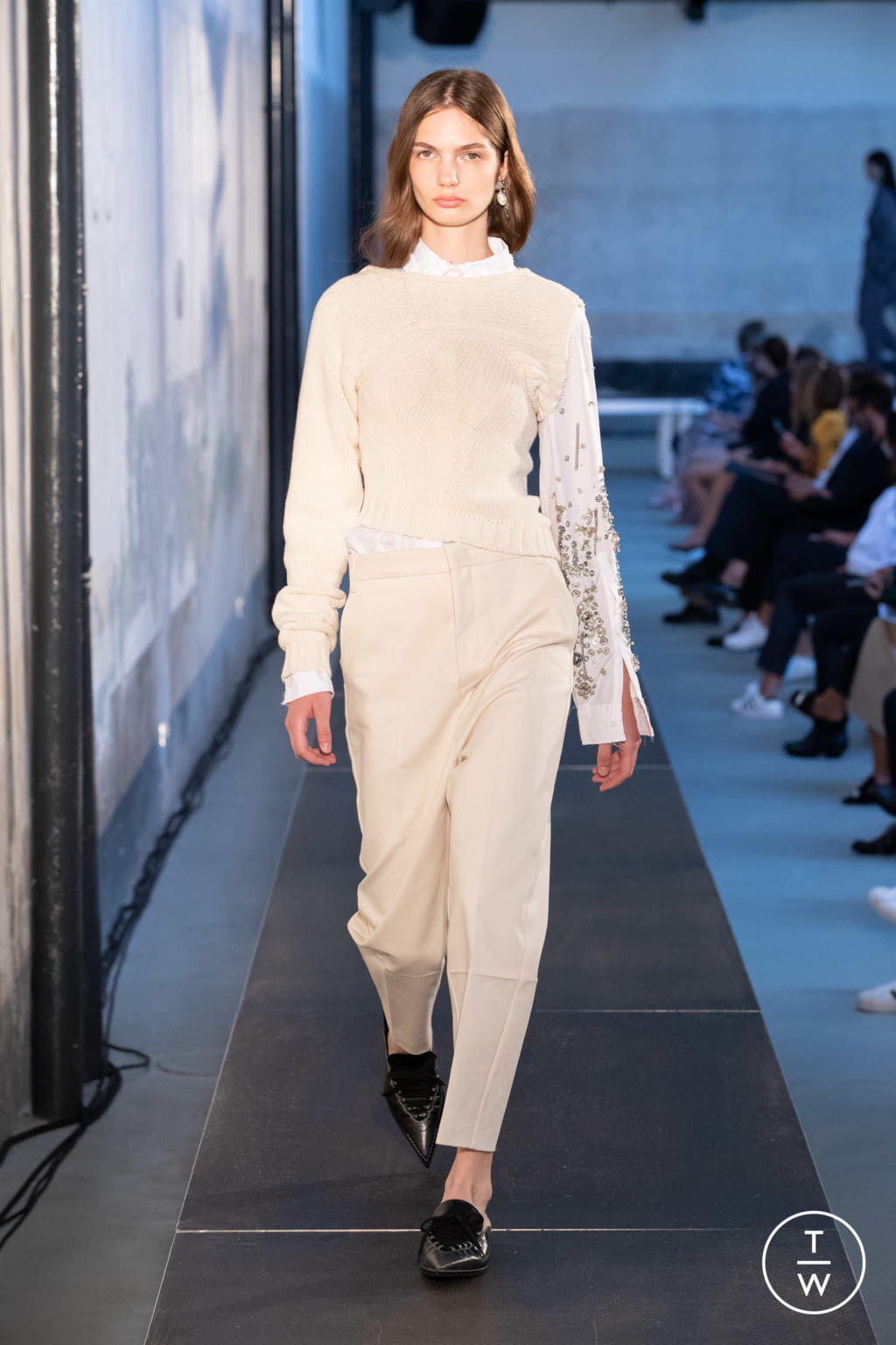 Fashion Week Milan Spring/Summer 2021 look 11 de la collection N°21 womenswear