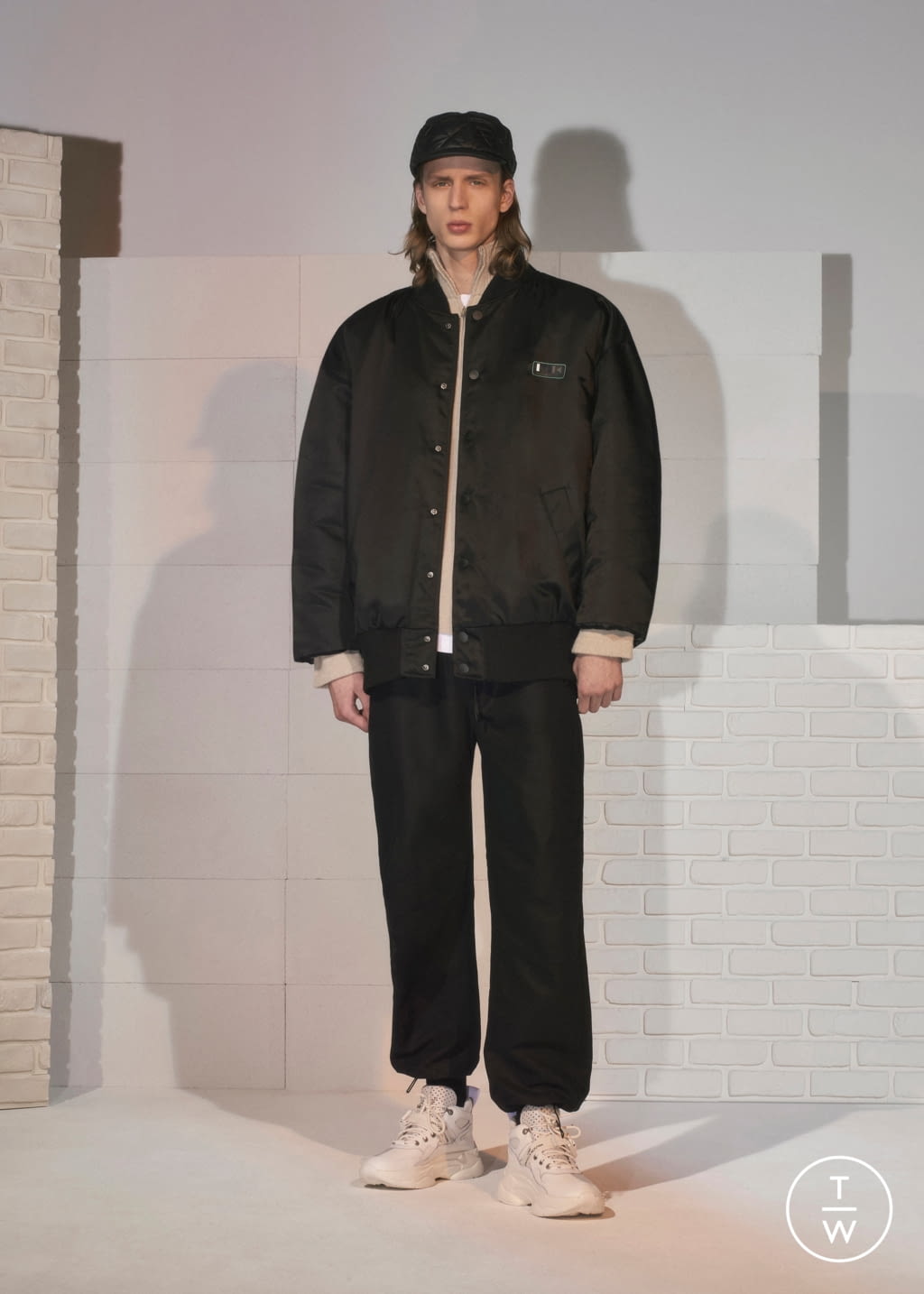 Fashion Week Paris Fall/Winter 2019 look 11 from the Maison Kitsuné collection 男装