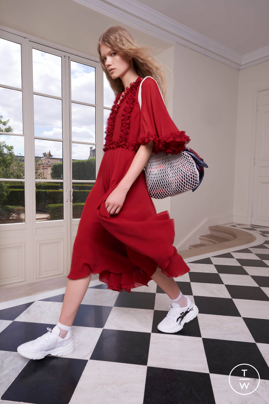 Fashion Week New York Spring/Summer 2021 look 11 from the Longchamp collection womenswear
