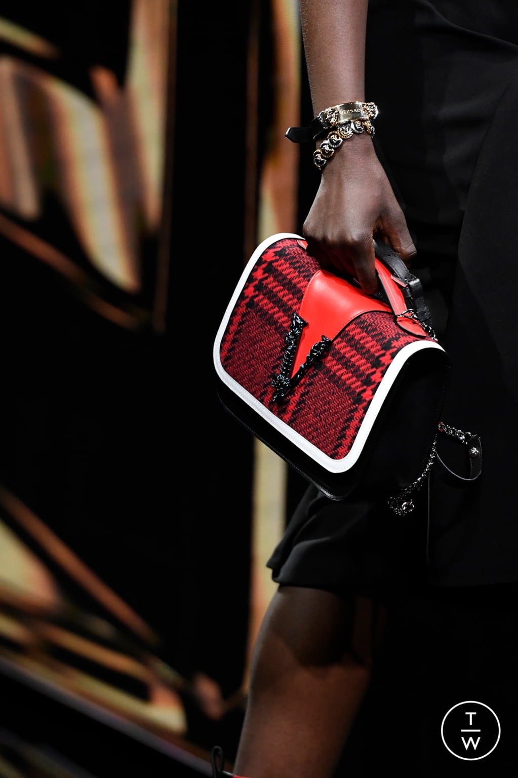 Fashion Week Milan Fall/Winter 2020 look 9 from the Versace collection womenswear accessories