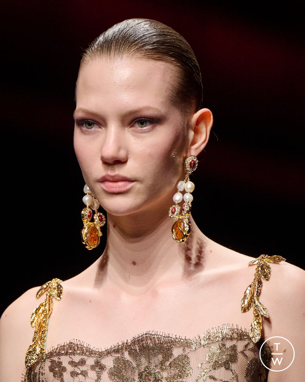 Fashion Week Milan Fall/Winter 2025 look 56 from the Roberto Cavalli collection womenswear accessories