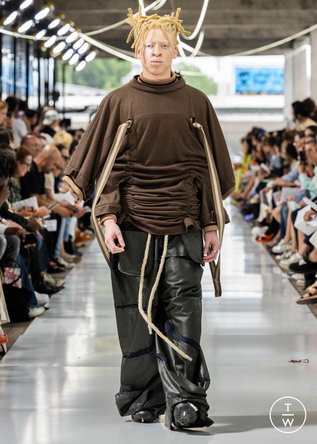 Fashion Week Paris Spring/Summer 2024 look 111 from the IFM PARIS collection menswear