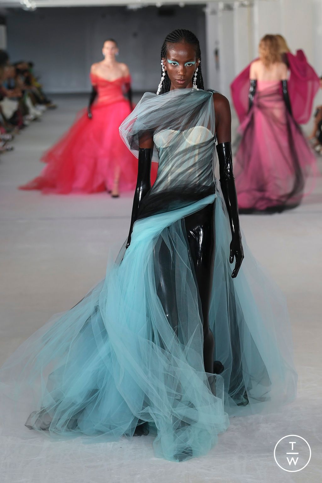 Fashion Week New York Spring/Summer 2023 look 34 de la collection Prabal Gurung womenswear