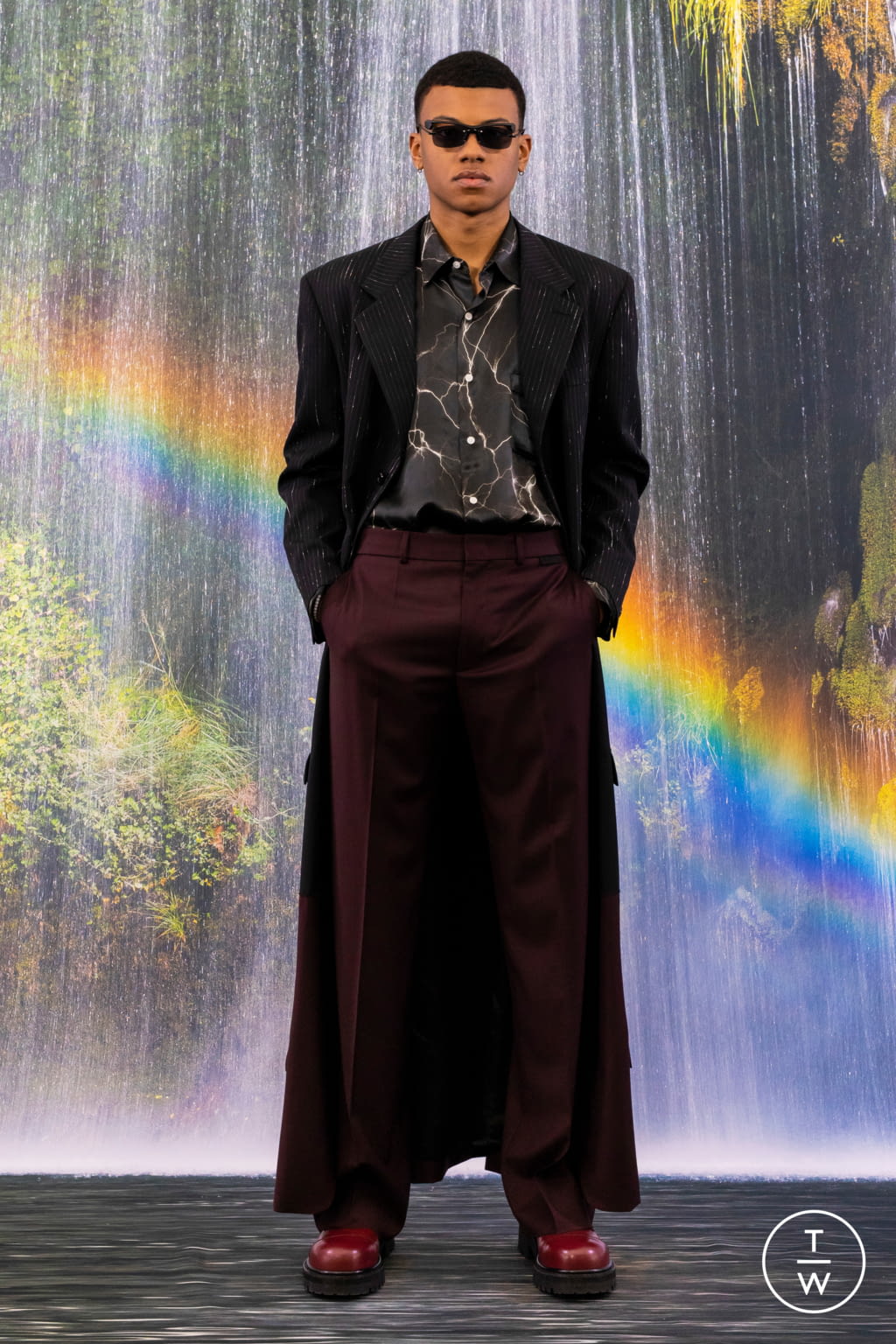 Fashion Week Paris Fall/Winter 2021 look 117 from the VETEMENTS collection 男装