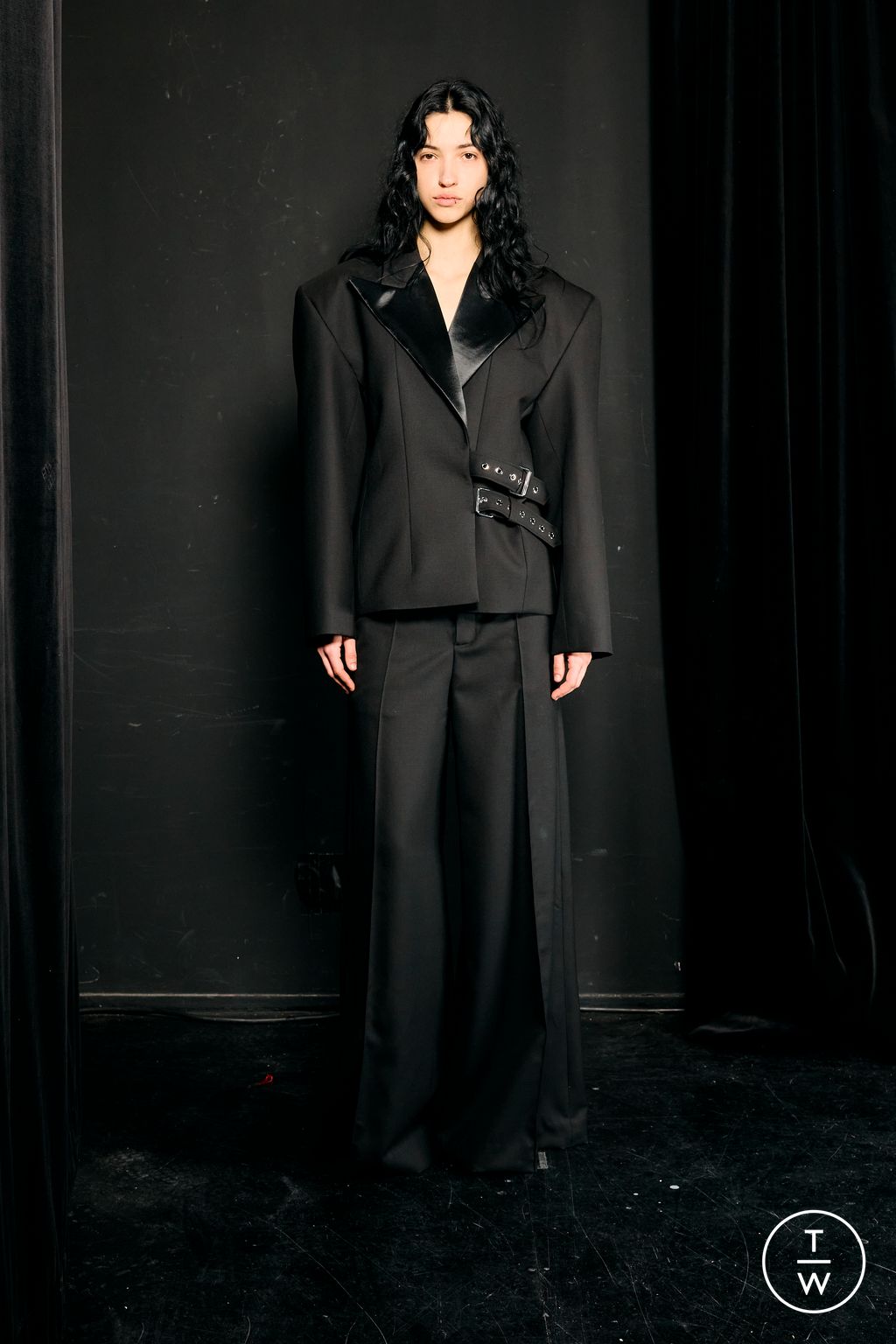 Fashion Week Paris Fall/Winter 2026 look 11 from the Jeanne Friot collection 男装