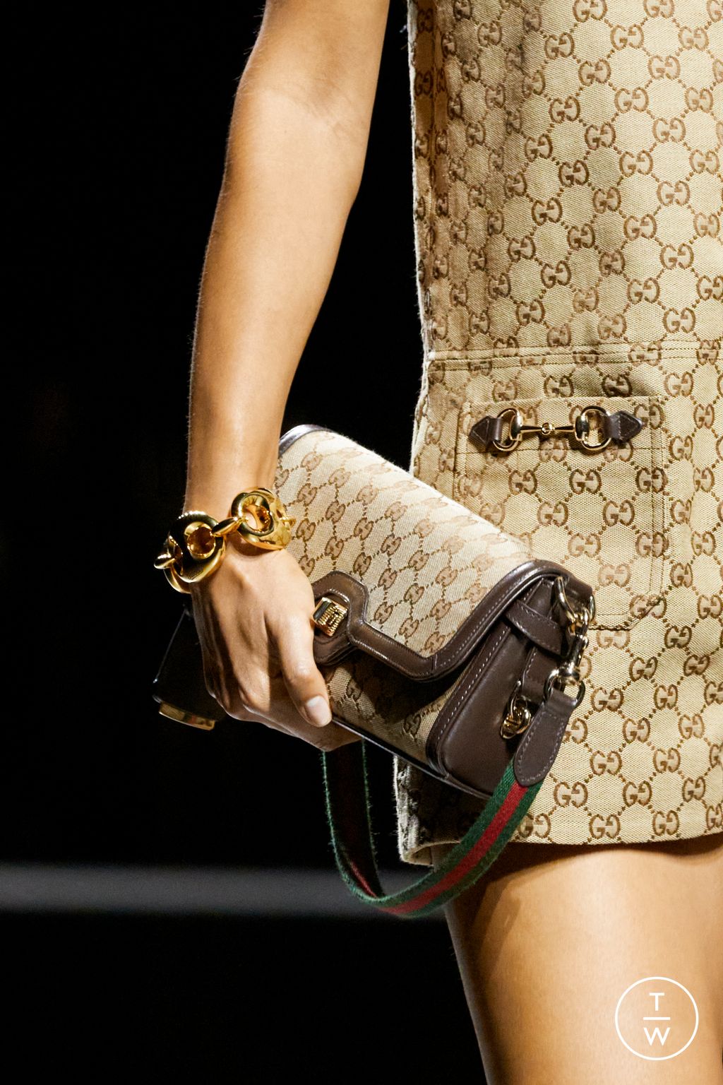 Fashion Week Milan Spring/Summer 2024 look 10 de la collection Gucci womenswear accessories