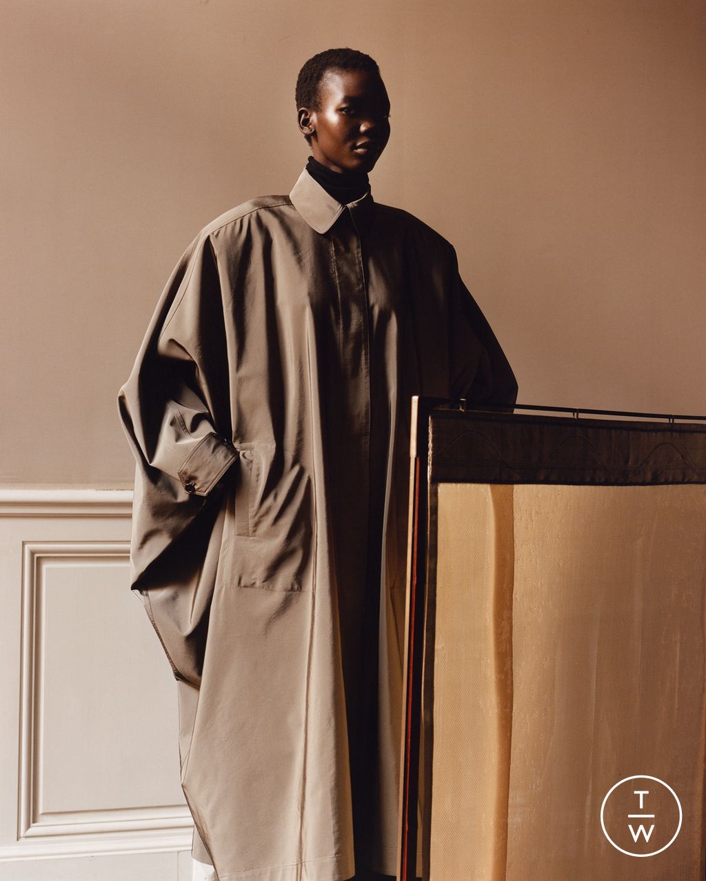 Fashion Week Paris Fall/Winter 2024 look 11 from the The Row collection womenswear