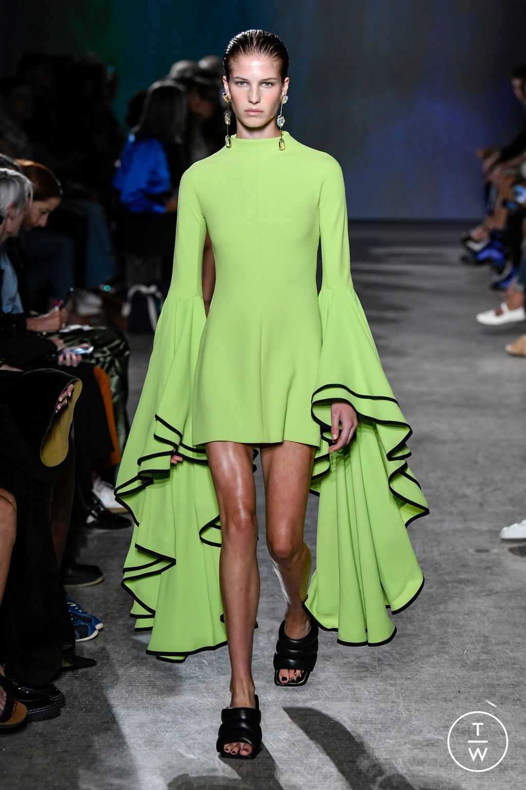 Fashion Week New York Spring/Summer 2023 look 30 from the Proenza Schouler collection womenswear