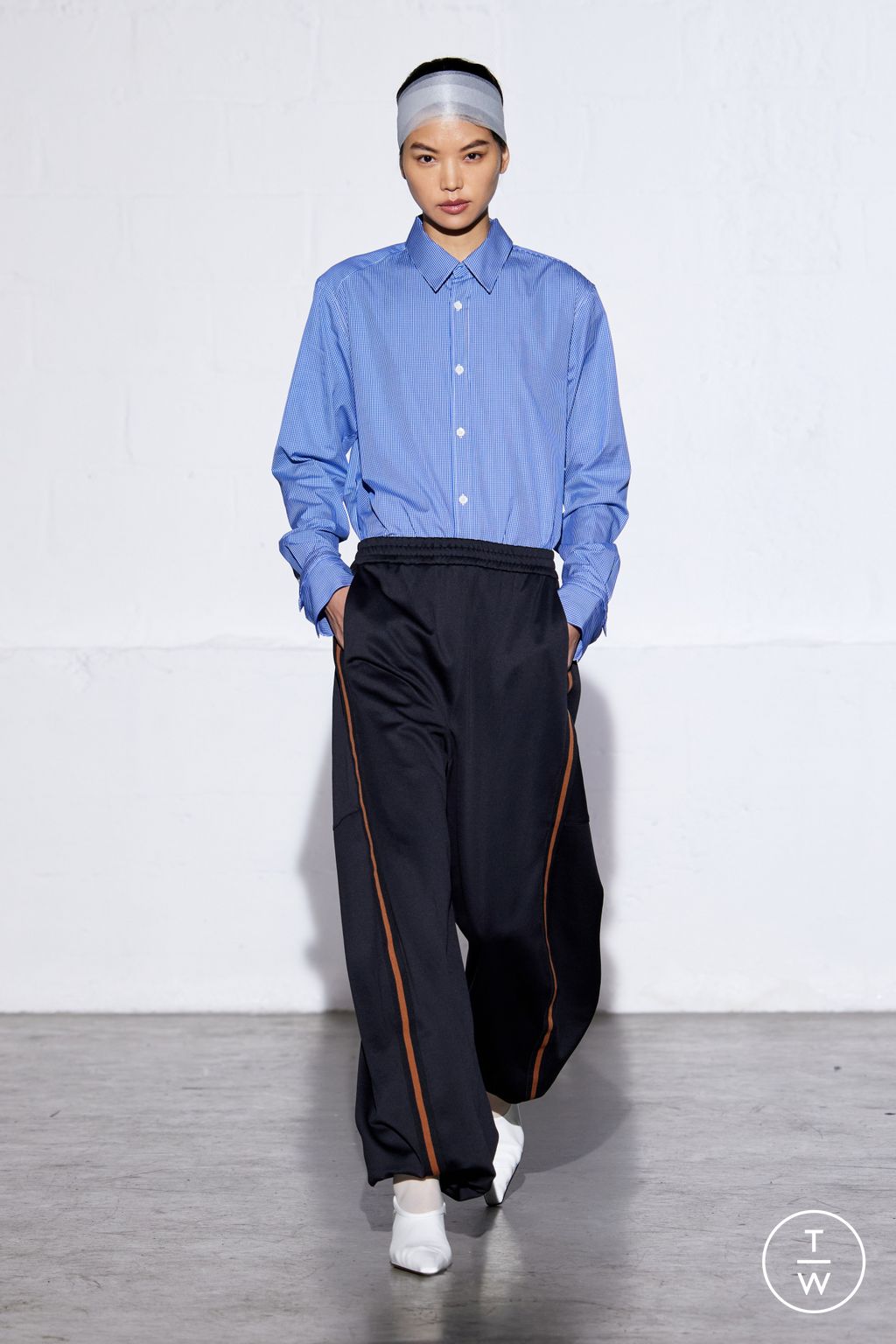 Fashion Week New York Fall/Winter 2024 look 11 from the Tibi collection 女装