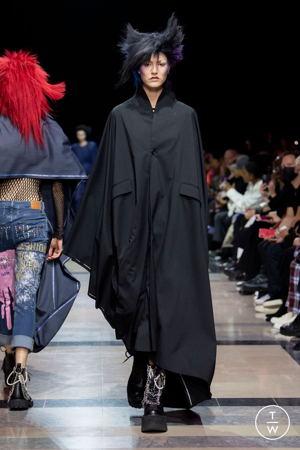 Fashion Week Paris Spring/Summer 2023 look 5 de la collection Junya Watanabe womenswear