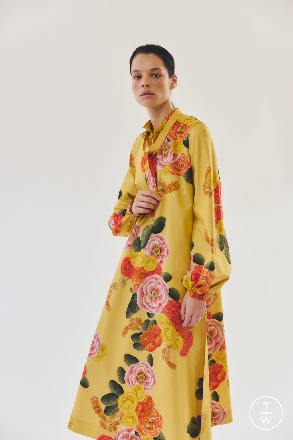 Fashion Week Paris Resort 2026 look 11 from the Giambattista Valli collection womenswear