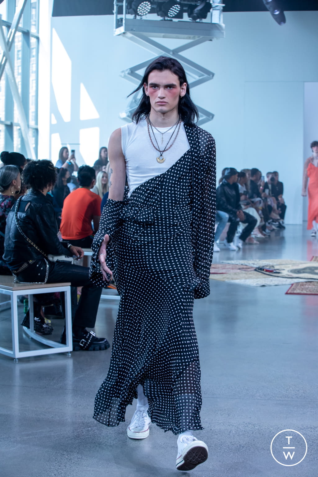 Fashion Week New York Spring/Summer 2022 look 12 from the Kenneth Nicholson collection 女装